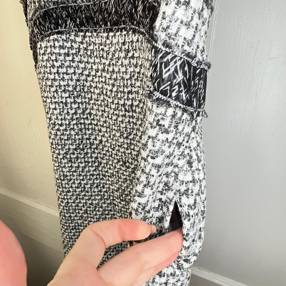 Chanel tweed dress - Picture 13 of 15